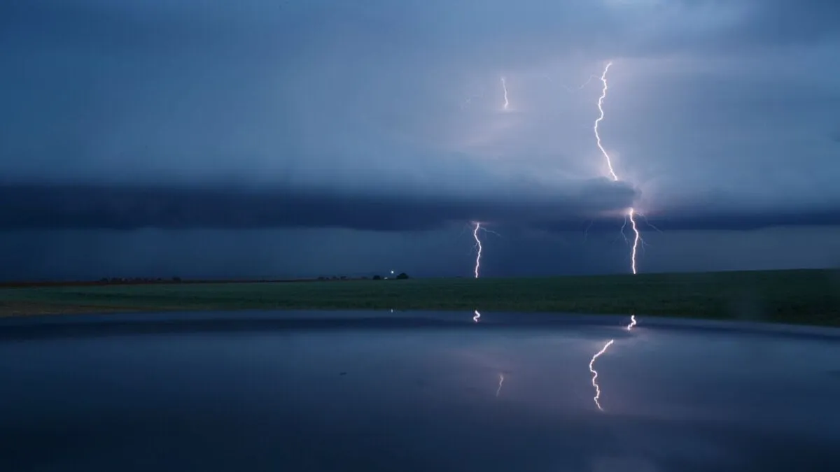 AVERTISMENT METEOROLOGIC: Luna aprilie se pregătește să declanșeze vremea sălbatică în părți ale Statelor Unite, conform avertismentelor meteorologilor