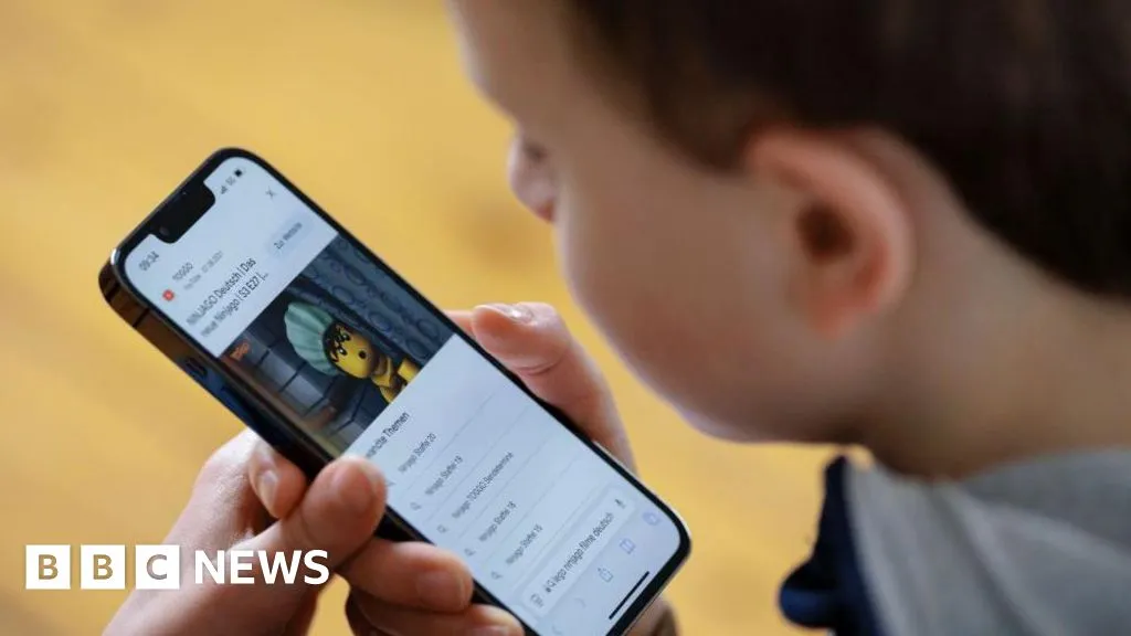 Austria propune interzicerea rețelelor sociale pentru minori: O nouă etapă în bătălia globală pentru siguranța digitală a copiilor