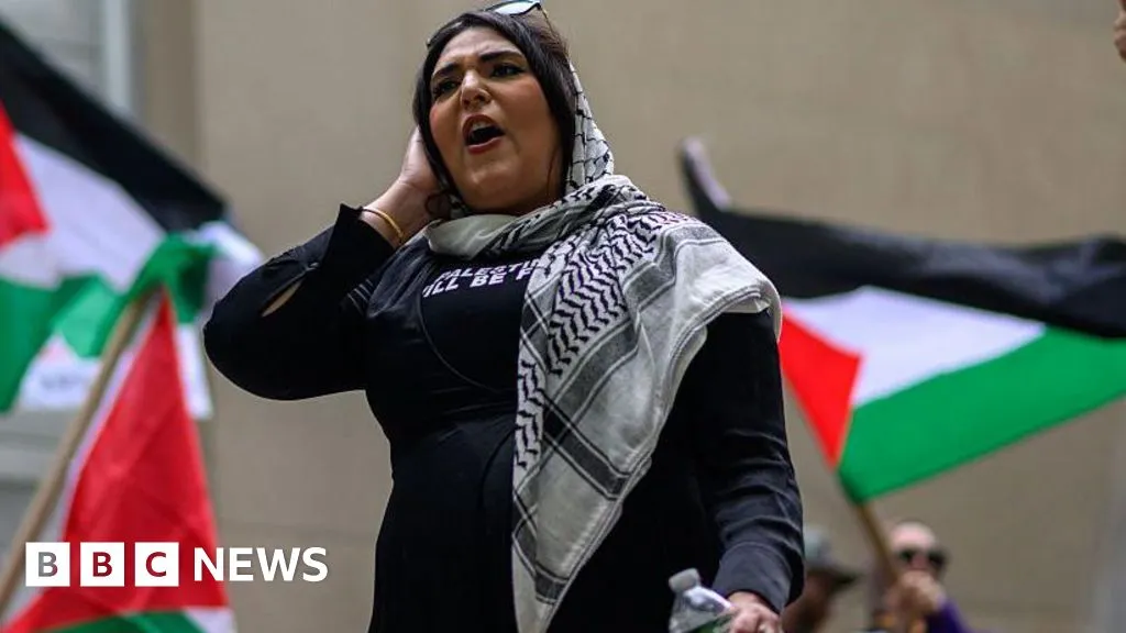 Un bărbat arestat pentru un complot de a incendia locuința unei activiste pro-palestiniene din New York