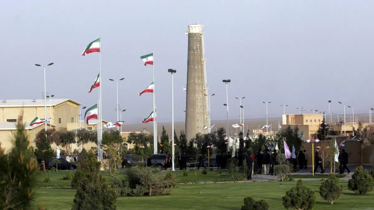 În timp ce războiul se intensifică, politicienii iranieni cer retragerea din Tratatul de Neproliferare Nucleară