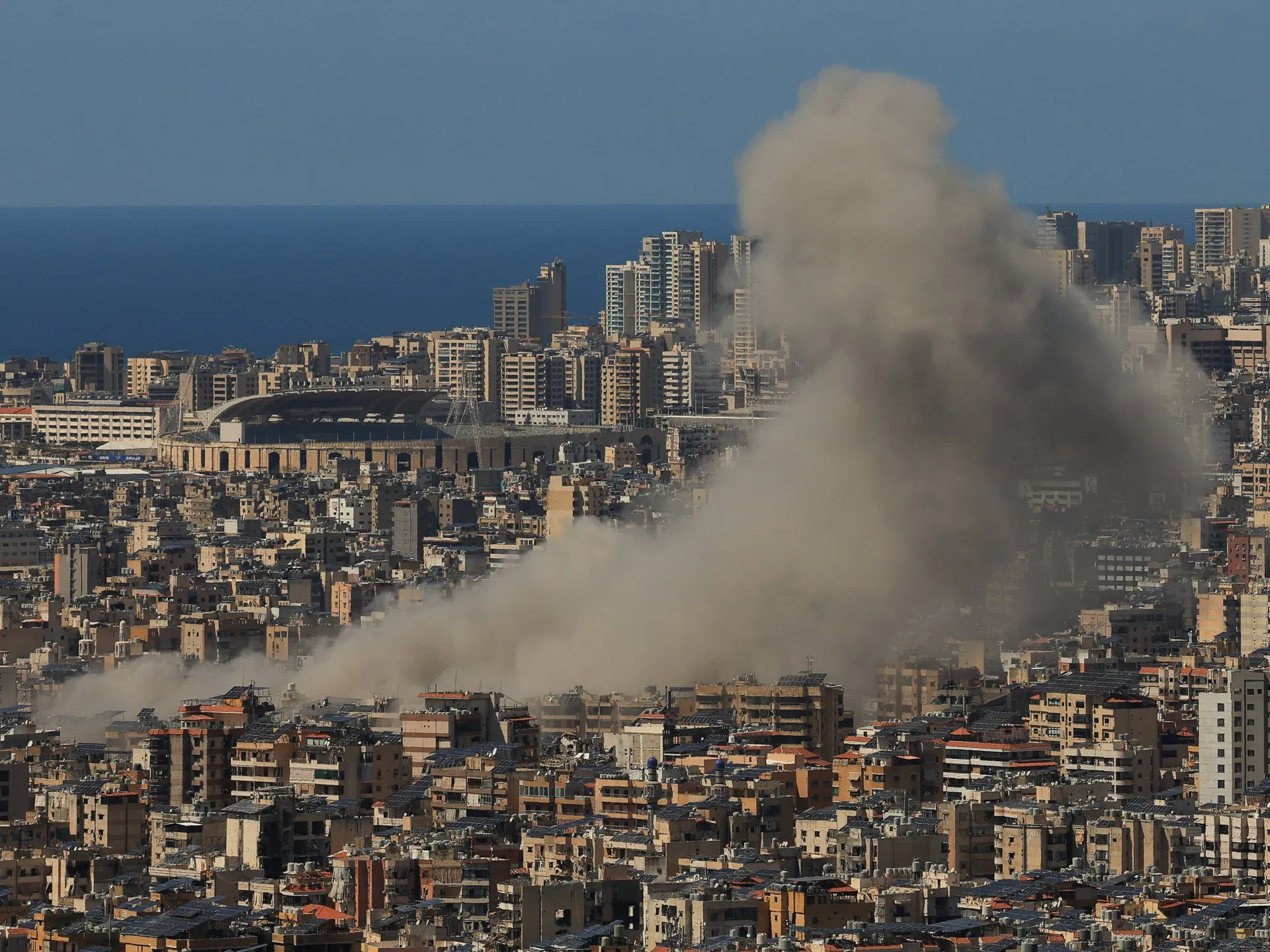Analiză: Hezbollah susține ambasadorul iranian în timp ce conflictul aprofundează fracturile din Liban