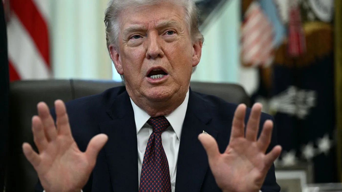 Trump anunță retragerea din Iran în două-trei săptămâni și se pregătește să se adreseze națiunii, în timp ce Curtea Supremă dezbate problema cetățeniei la naștere