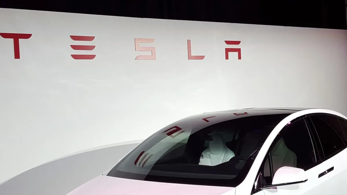 Ultimele zile ale Tesla Model X și S au sosit. Toate pariurile sunt pe Cybercab