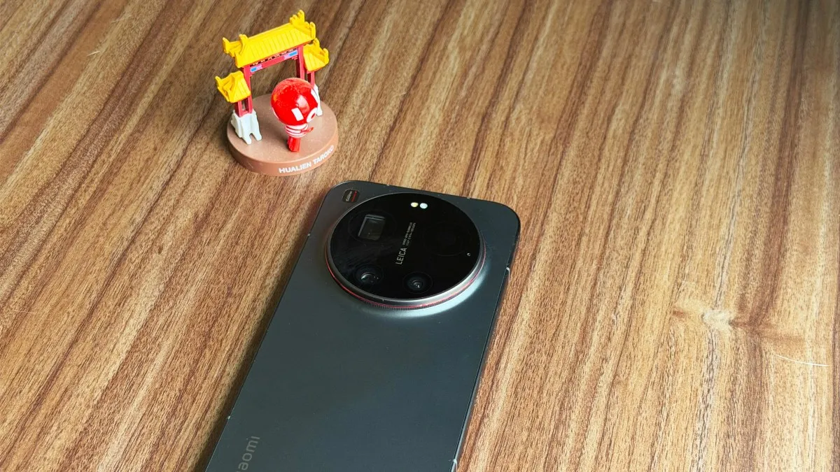 Xiaomi 17 Ultra redefineste fotografia mobila cu accesorii inovatoare si performante de top