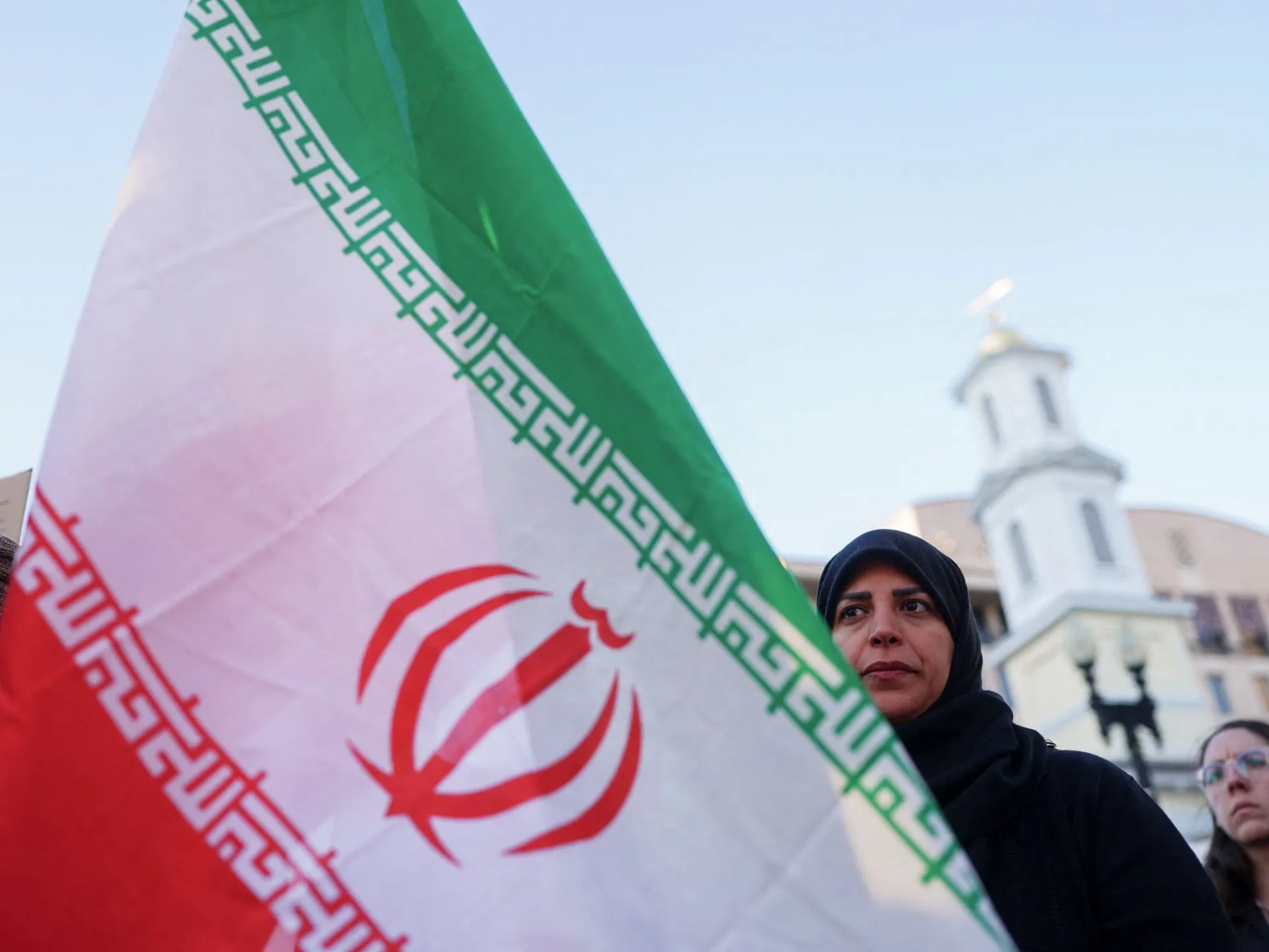 Comunitatea internațională saluta încetarea focului dintre SUA și Iran, cerând o pace durabilă în Orientul Mijlociu
