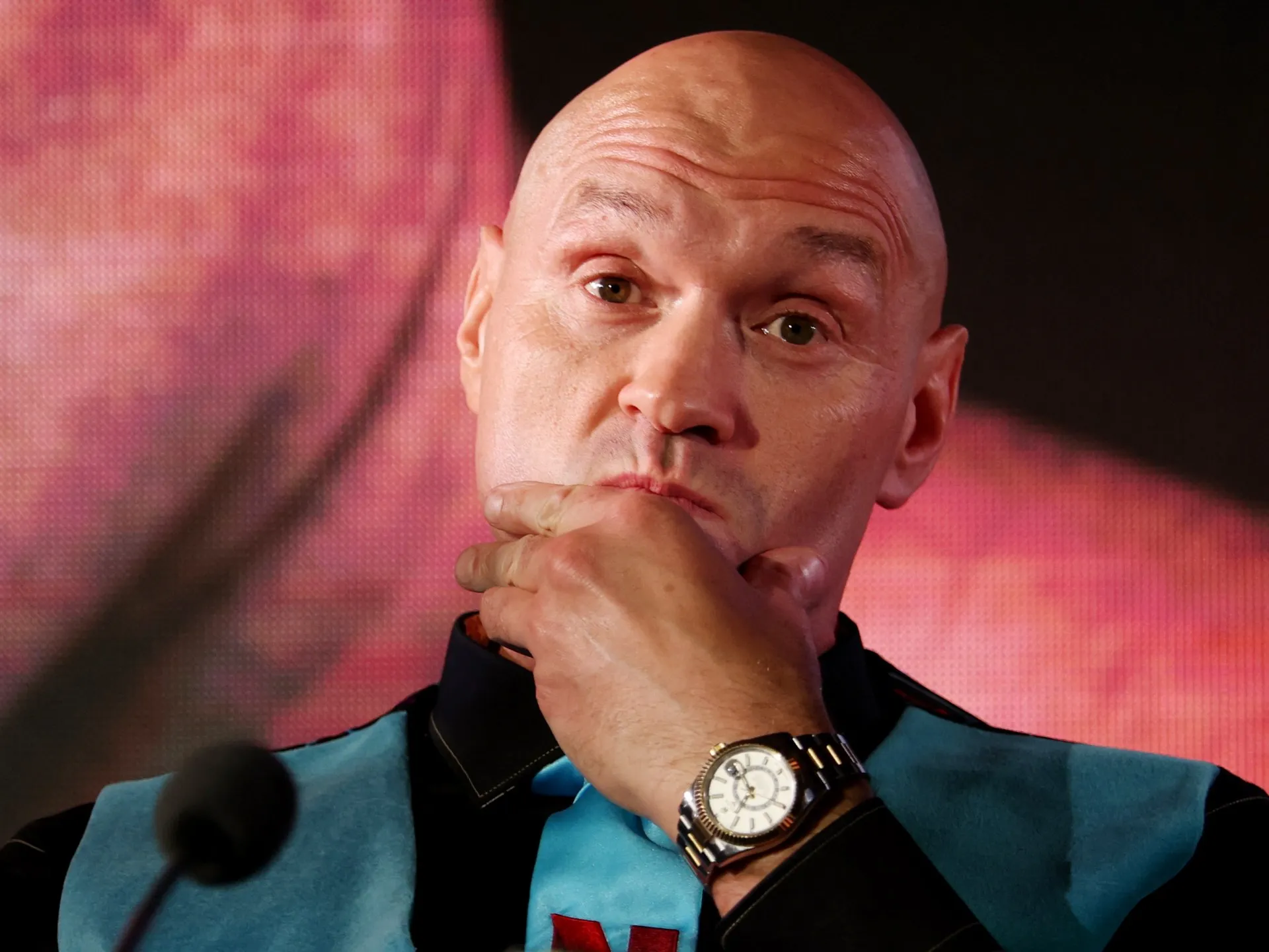 Tyson Fury își dorește o confruntare epică cu Anthony Joshua după revenirea sa spectaculoasă în ring împotriva lui Makhmudov