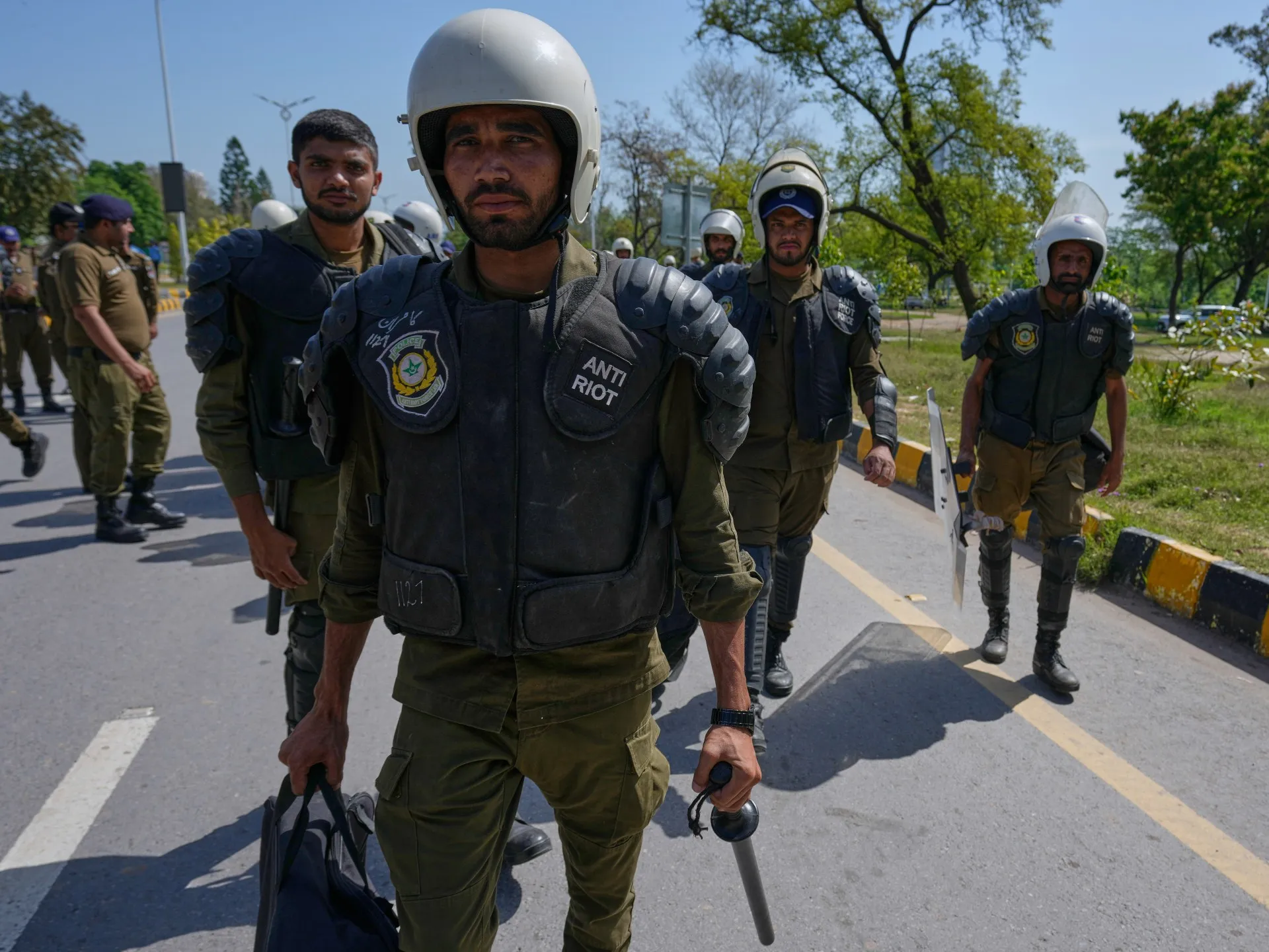 Tensiuni noi apar înainte de negocierile de încetare a focului dintre SUA și Iran în Pakistan