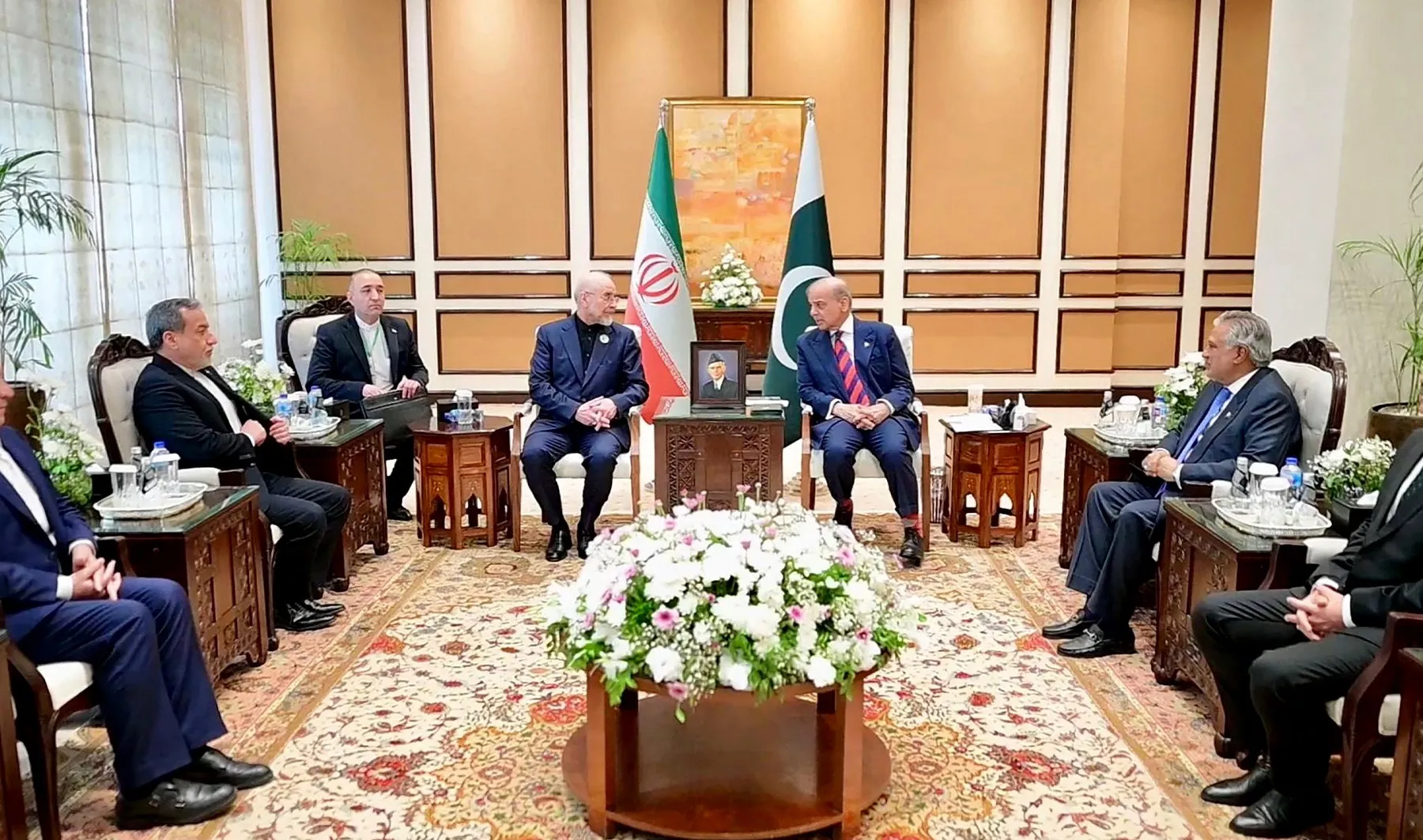 Pârghie strategică în Strâmtoarea Ormuz: SUA și Iran poartă primele discuții directe de la Revoluția Islamică