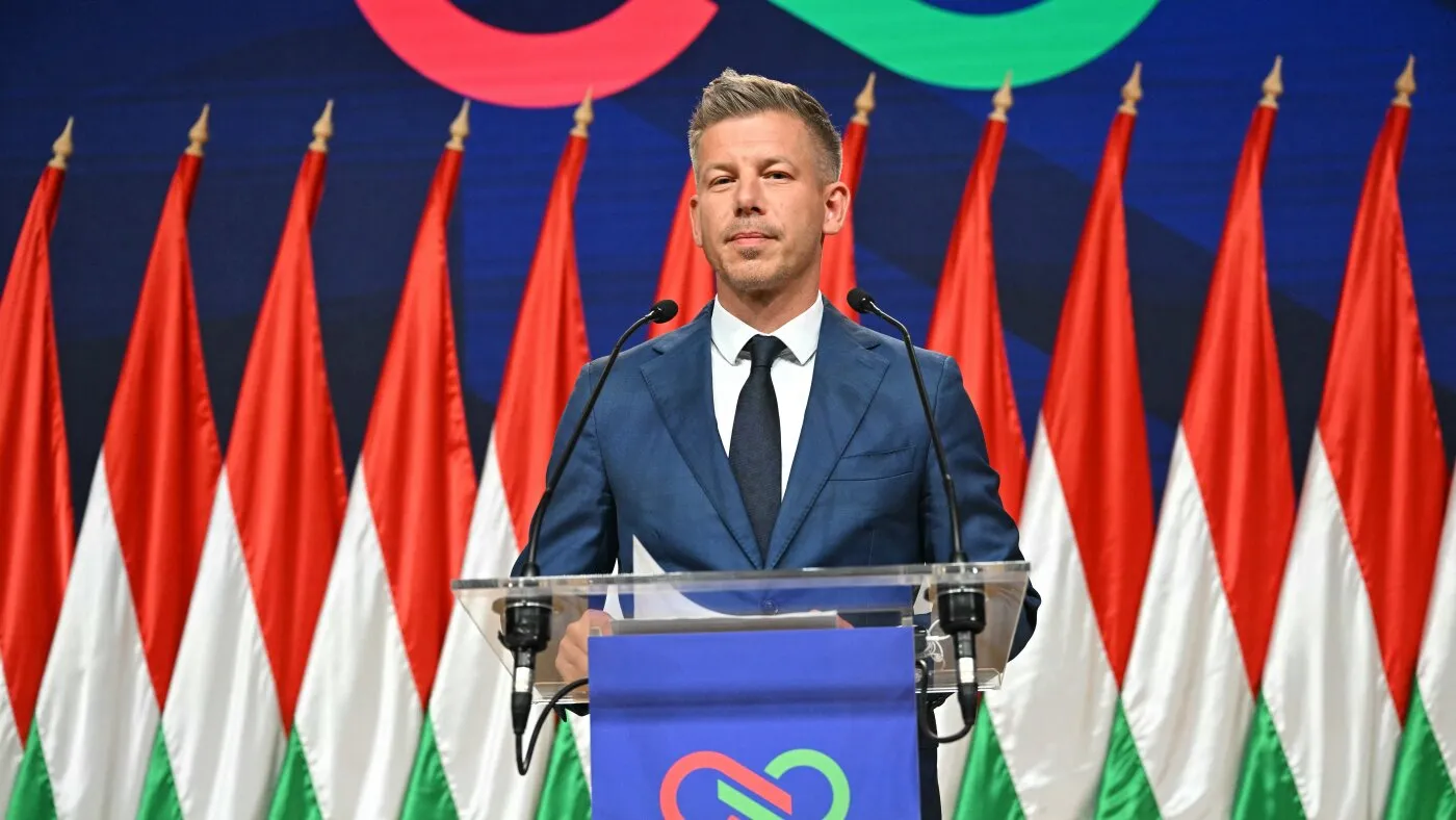 Cine este Péter Magyar, noul prim-ministru al Ungariei care l-a învins pe Viktor Orbán după 16 ani de domnie