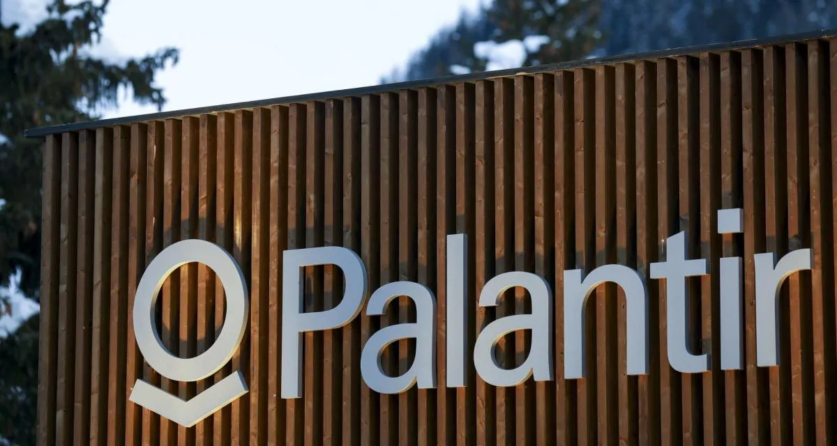 Palantir publică un mini-manifest respingând incluziunea și culturile „regresive"