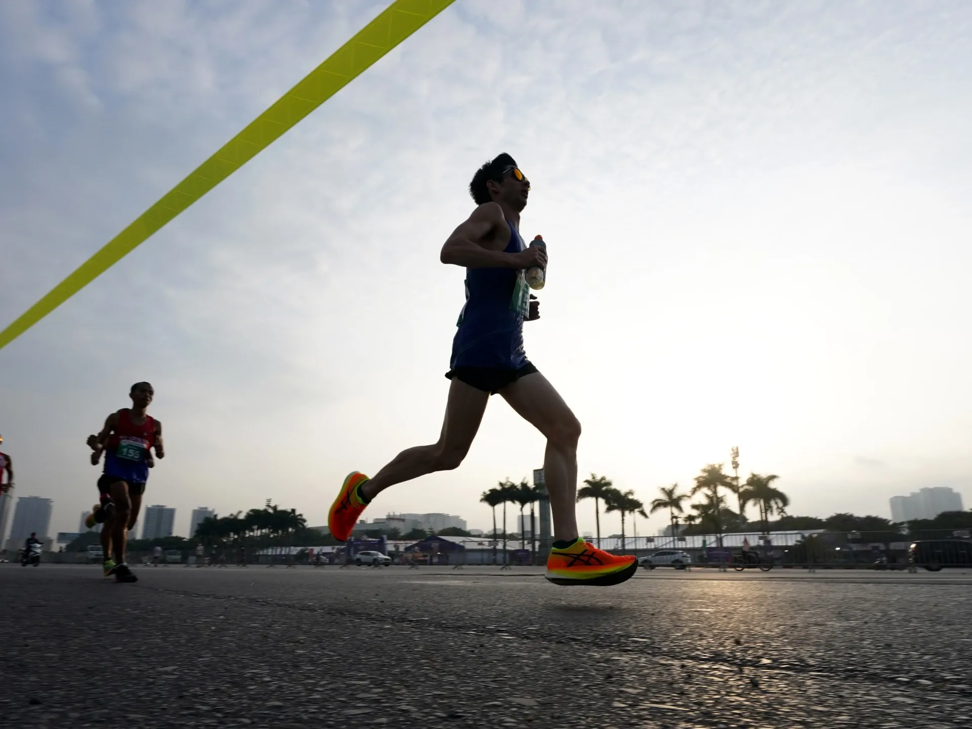 Optrupeți la maratonul de la zona demilitarizată din Coreea de Sud: opt spitalizați după colapsuri cauzate de căldură
