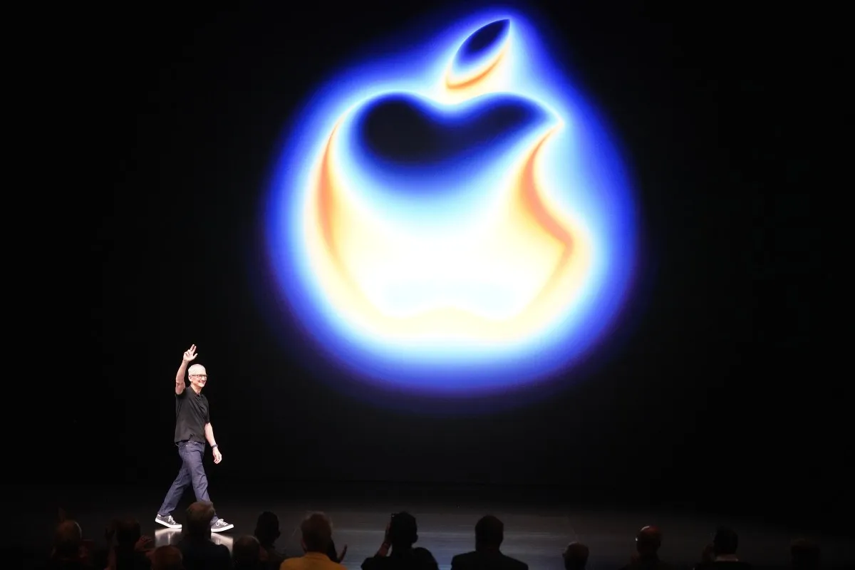 O privire asupra moștenirii de 15 ani a lui Tim Cook ca CEO al Apple