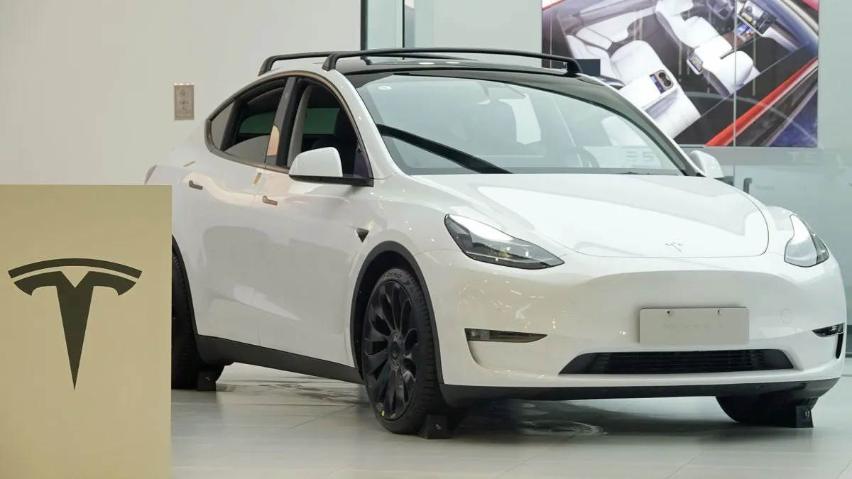Elon Musk recunoaște că milioane de proprietari Tesla au nevoie de upgrade-uri hardware pentru a putea beneficia de „Full Self-Driving” veritabil