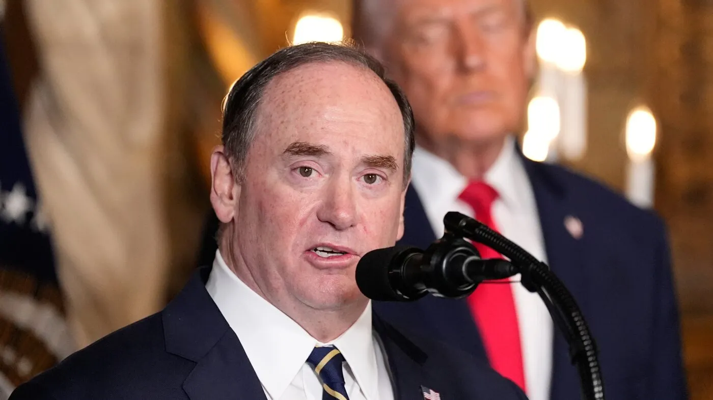 Secretarul Marinescului Statelor Unite John Phelan pleacă din funcție – cea mai recentă plecare a unui lider al aparării în era Trump