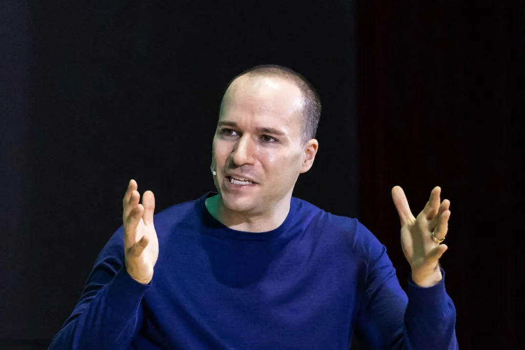 OpenAI lansează GPT-5.5: un pas uriaș către „super-aplicația” AI