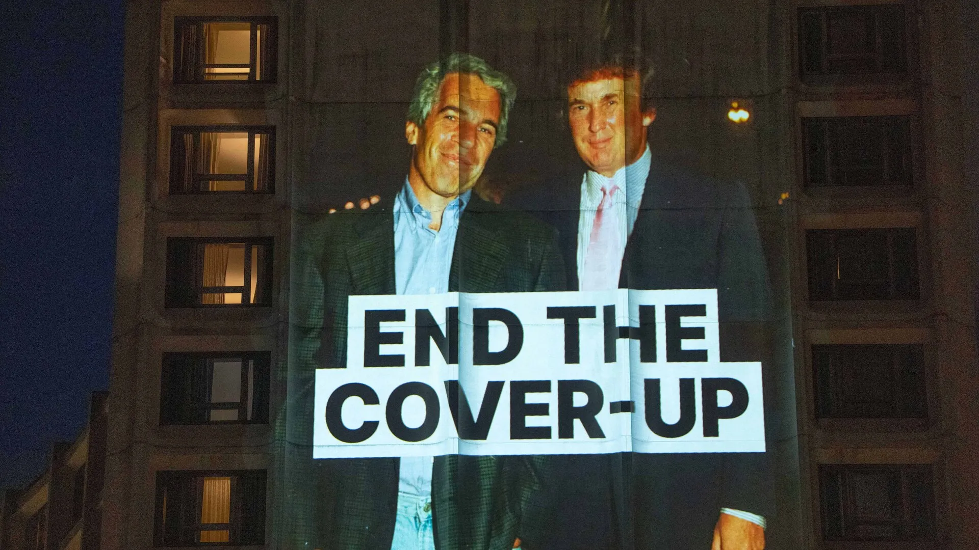 Protestatarii au organizat un protest Epstein înaintea cinei corespondenților de la Casa Albă