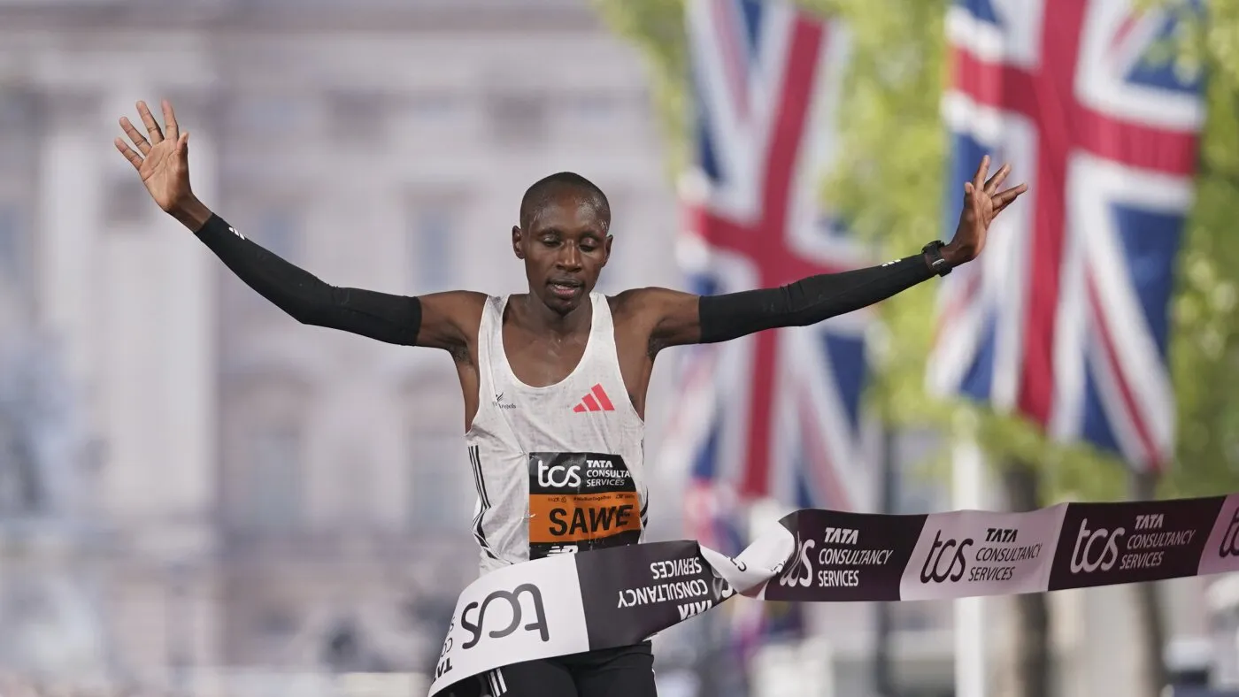 Africa de Est redefinește limitele maratonului: Sabastian Sawe conduce o cursă istorică