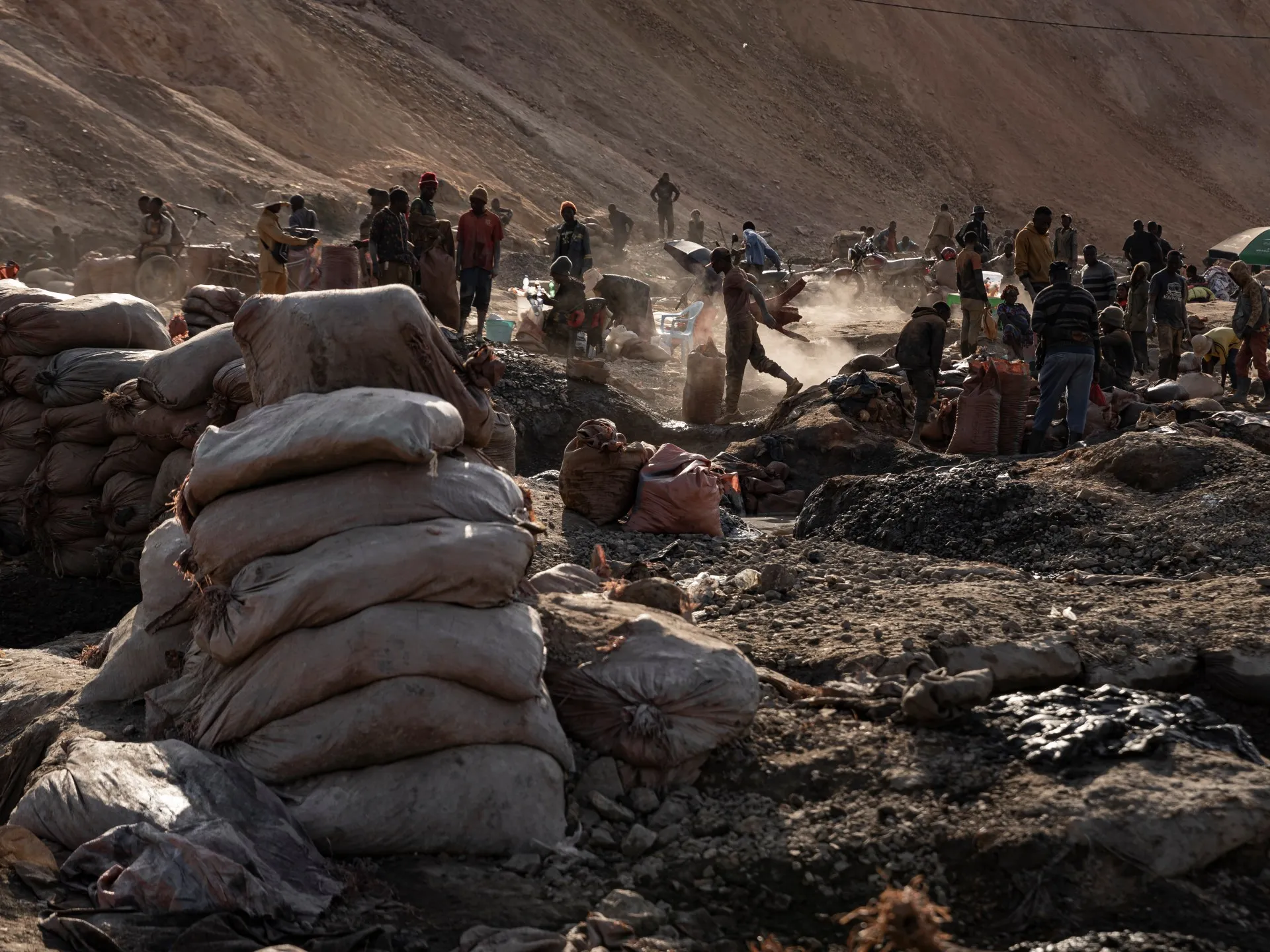 Republica Democrată Congo înființează o gardă paramilitară susținută de SUA pentru mine