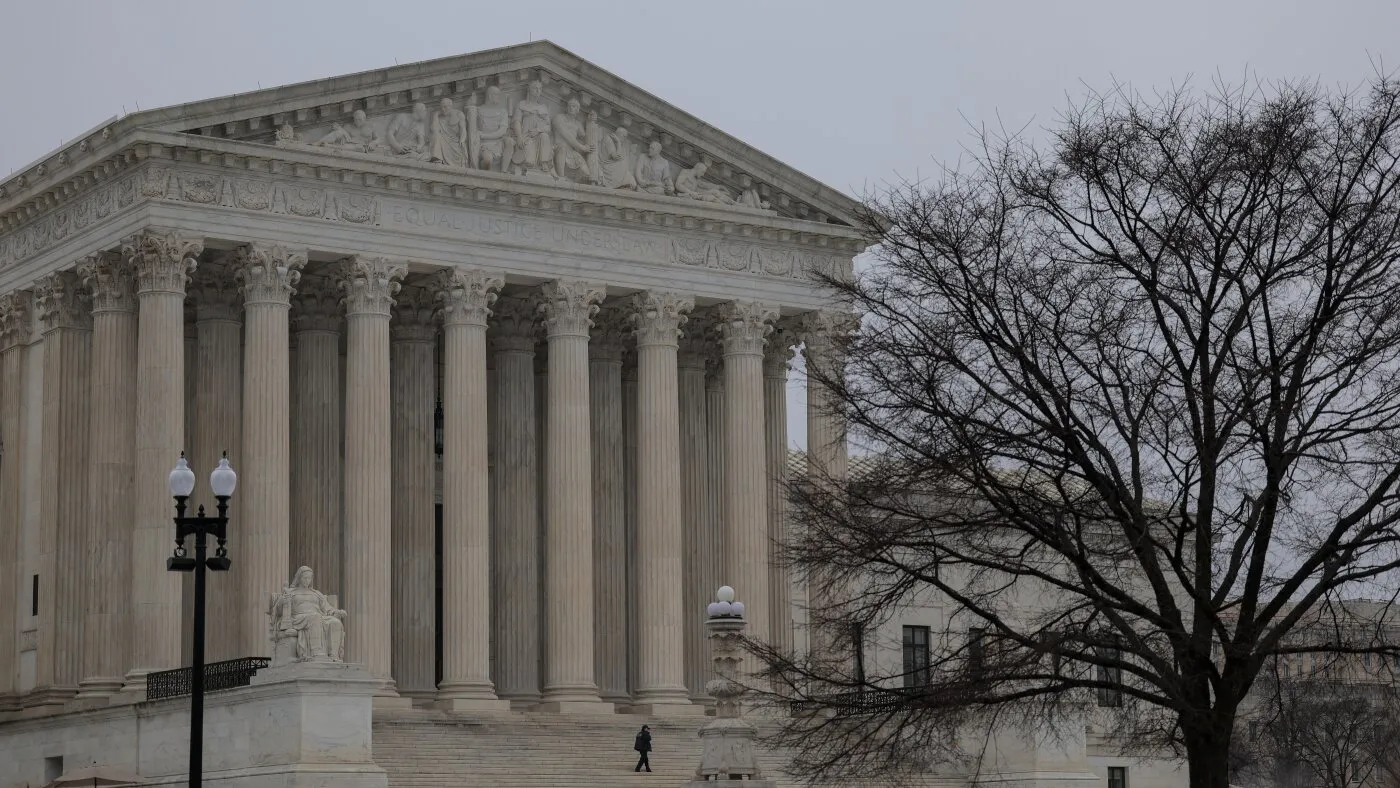 Conflictele dintre confidențialitate și aplicarea legii: Curtea Supremă dezbate mandatele „geofence”