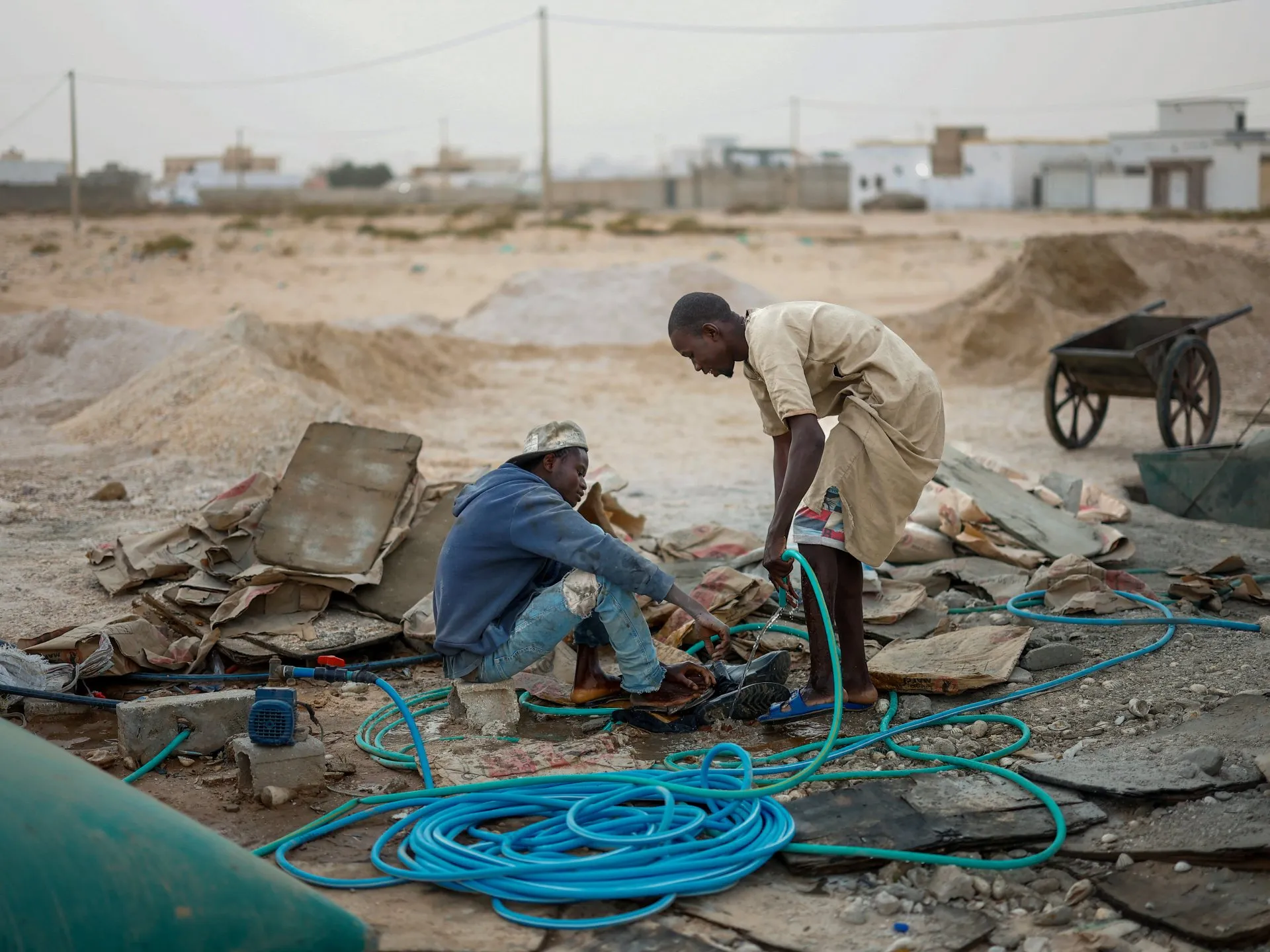 Represiunea împotriva migranților din Mauritania, finanțată de UE, generează frică și deportări în masă