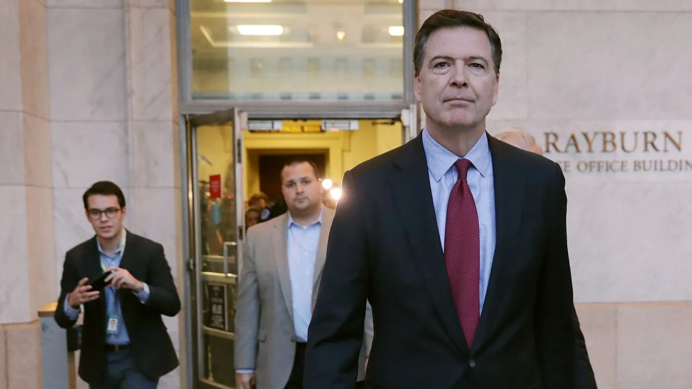 Marele juriu îl acuză din nou pe fostul director FBI James Comey pentru o postare pe Instagram