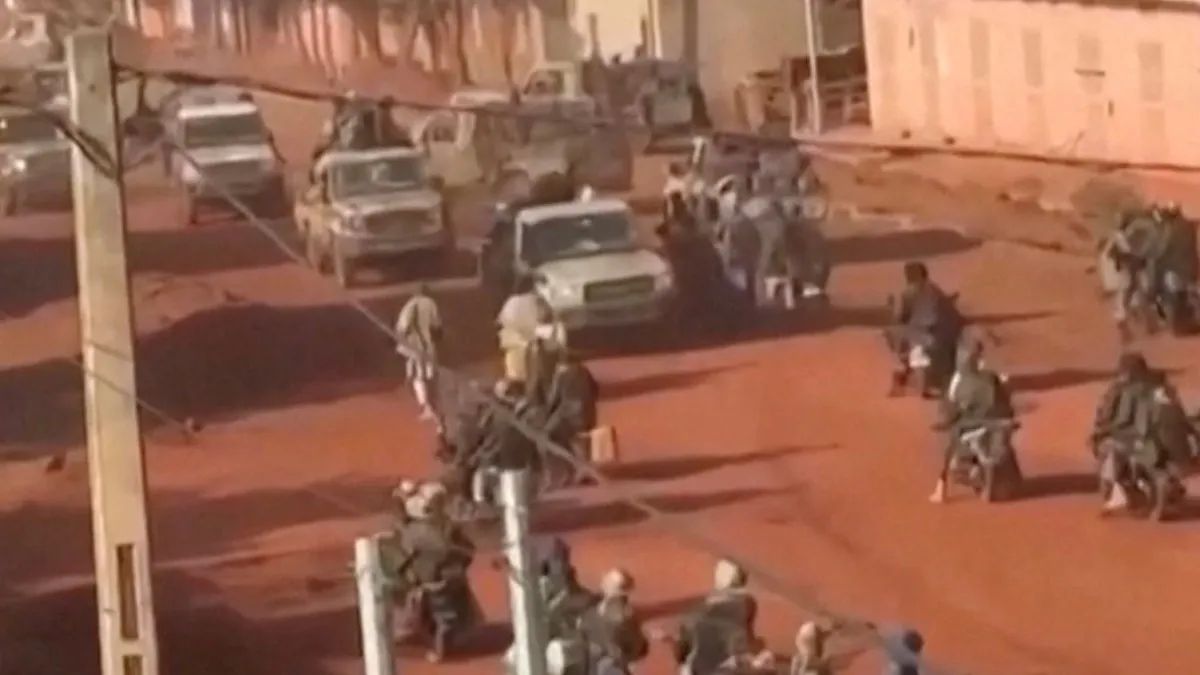 Liderul militar din Mali, Goita, reapare în public în timp ce Rusia declară că a oprit o lovitură de stat