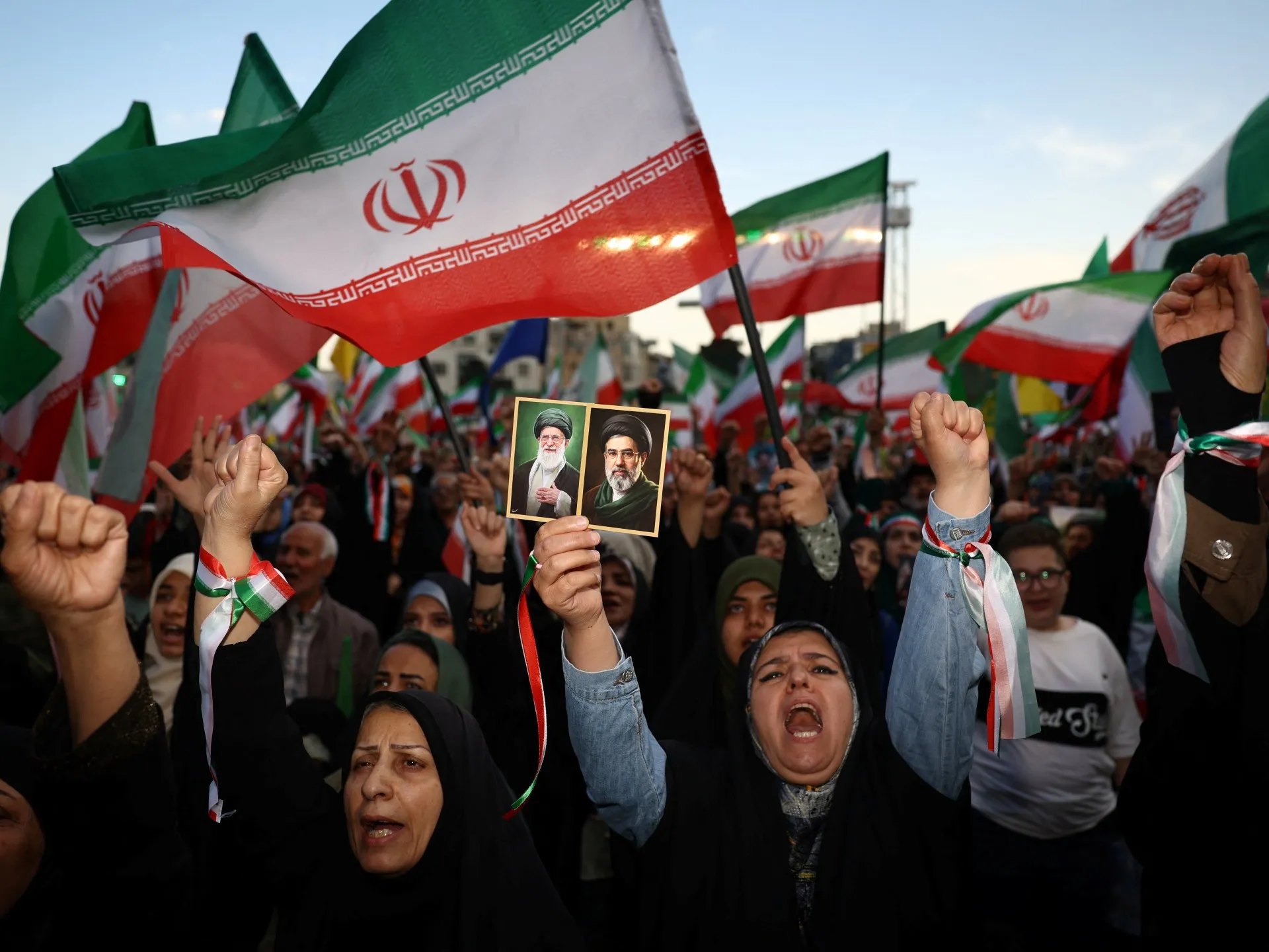 Războiul din Iran: Ce se întâmplă în ziua 62, în timp ce Trump îi cere Teheranului să „renunțe”