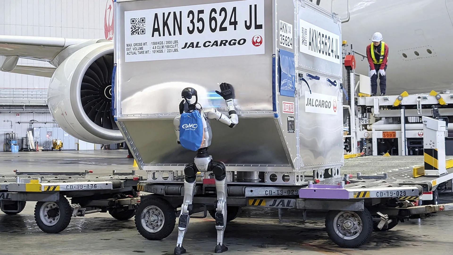 Roboți umanoizi testați ca angajați de aeroport în Japonia