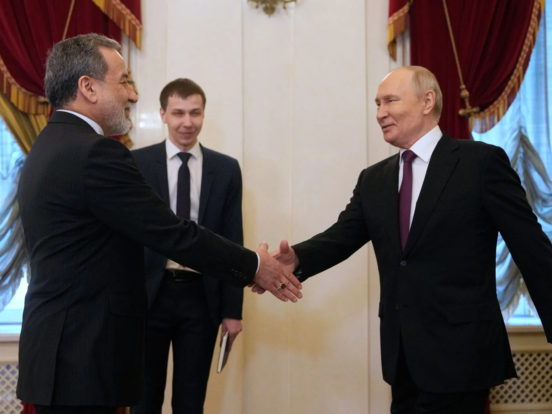 Rusia i-a oferit Iranului ceva mai important decât armele