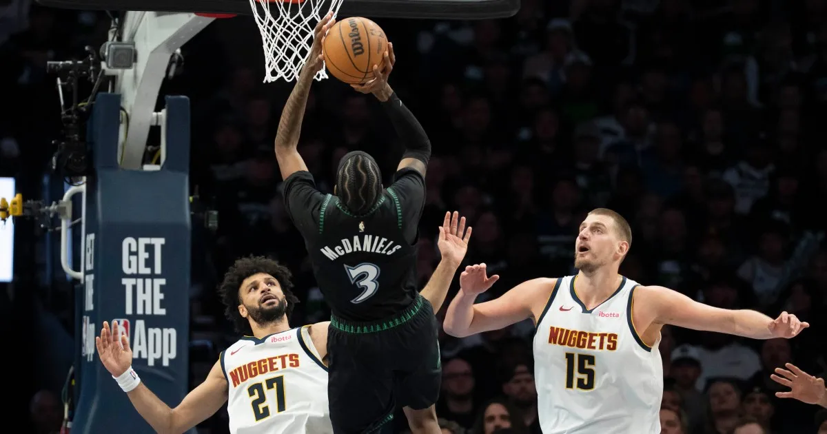 Timberwolves elimină Nuggets, iar Knicks zdrobesc Hawks în playoff-ul NBA