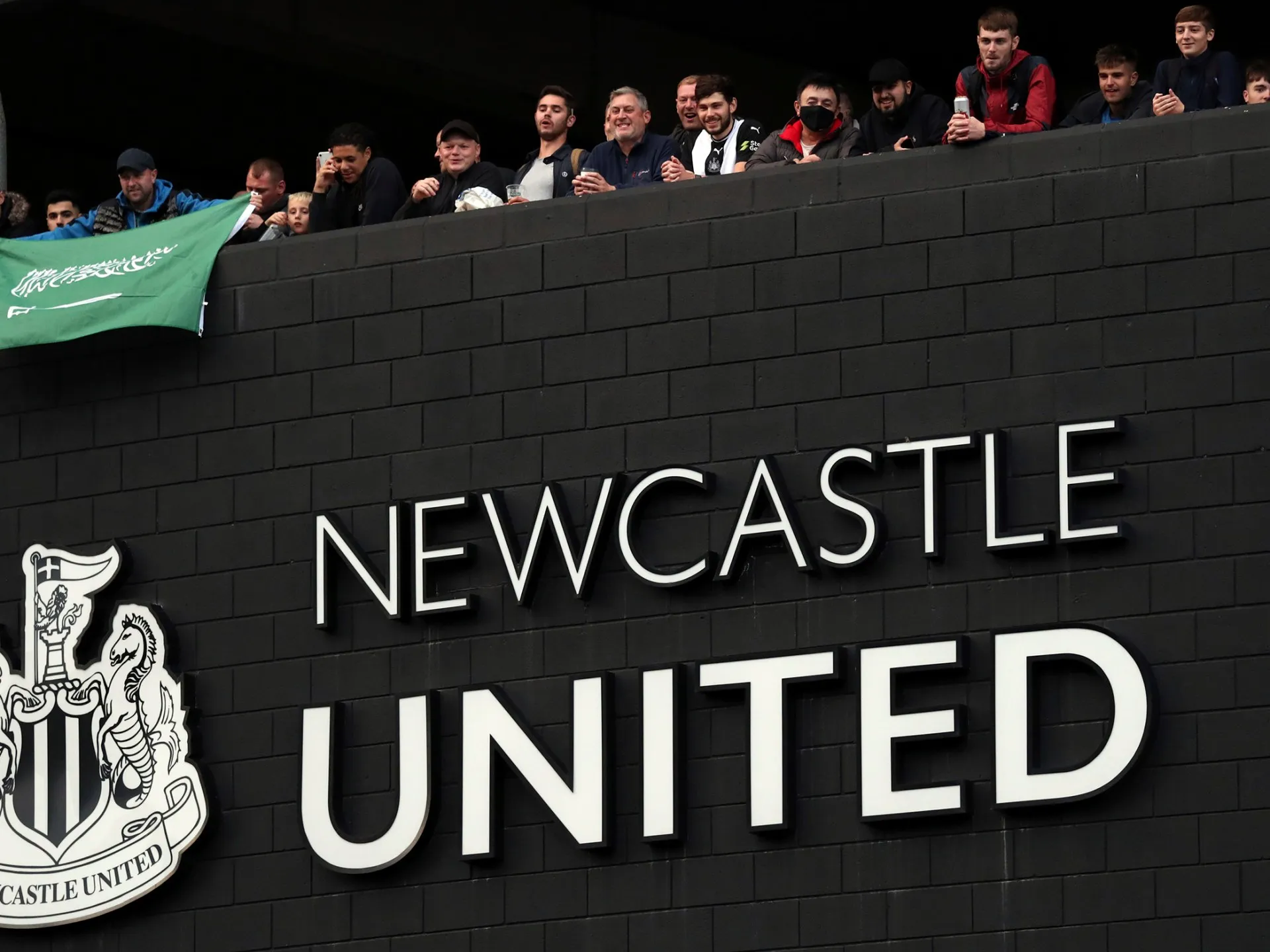 Howe: Dorința proprietarilor saudiți de succes pentru Newcastle rămâne neschimbată