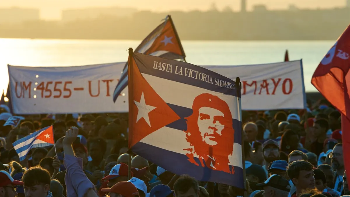 FOTOGRAFII: Cuba sărbătorește Ziua Muncii în fața amenințărilor americane