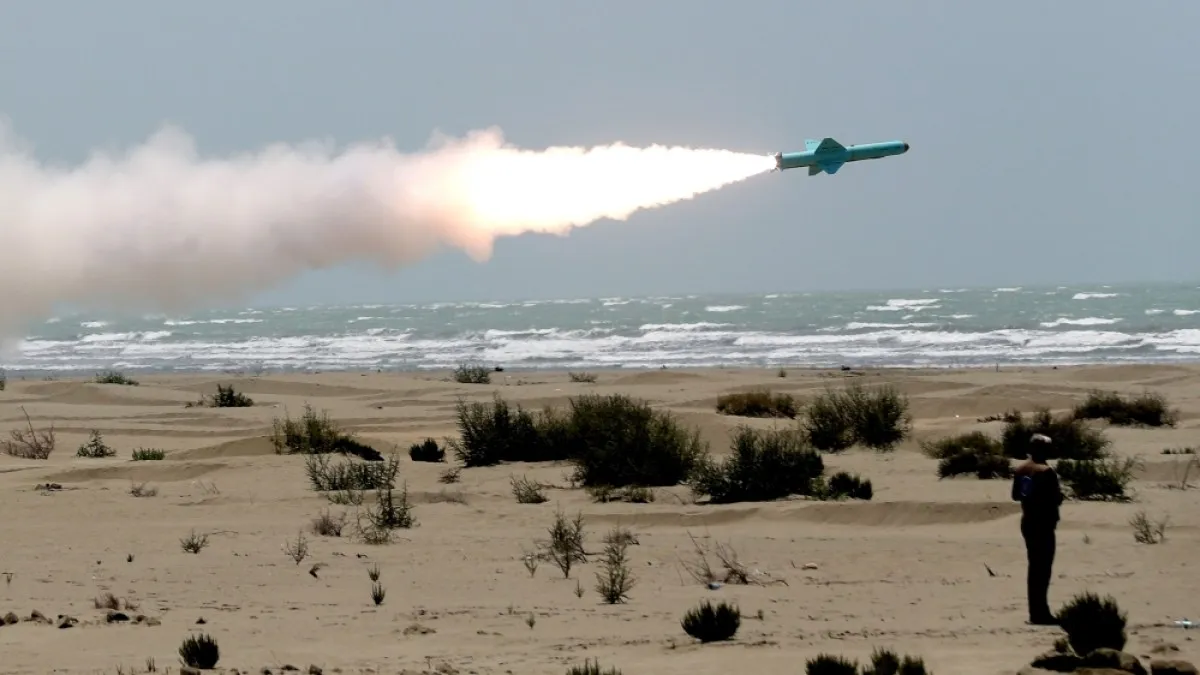 Emiratele Arabe Unite raportează atacuri cu rachete și drone dinspre Iran