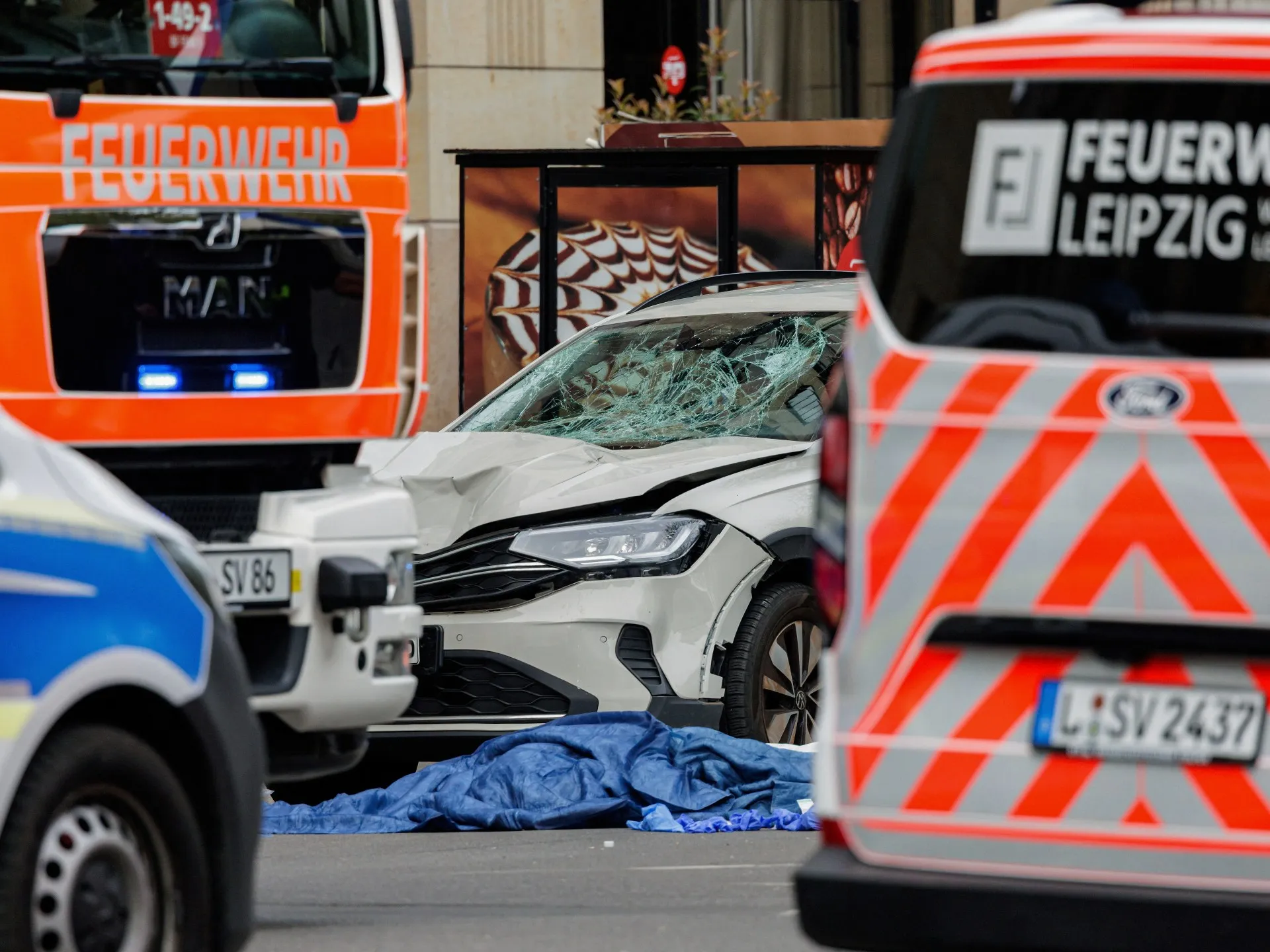 Atac cu mașina în Leipzig: cel puțin doi morți și zeci de răniți într-un incident șocant