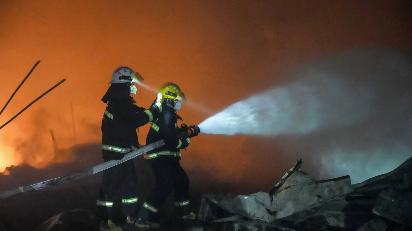 Explozie la o fabrică de artificii din China: cel puțin 26 de morți și zeci de răniți