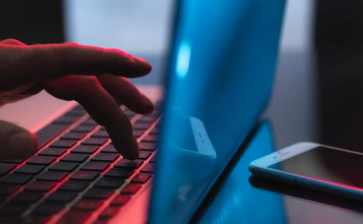 Hackerii fură datele elevilor în urma unei breșe de securitate la gigantul tehnologic educațional Instructure