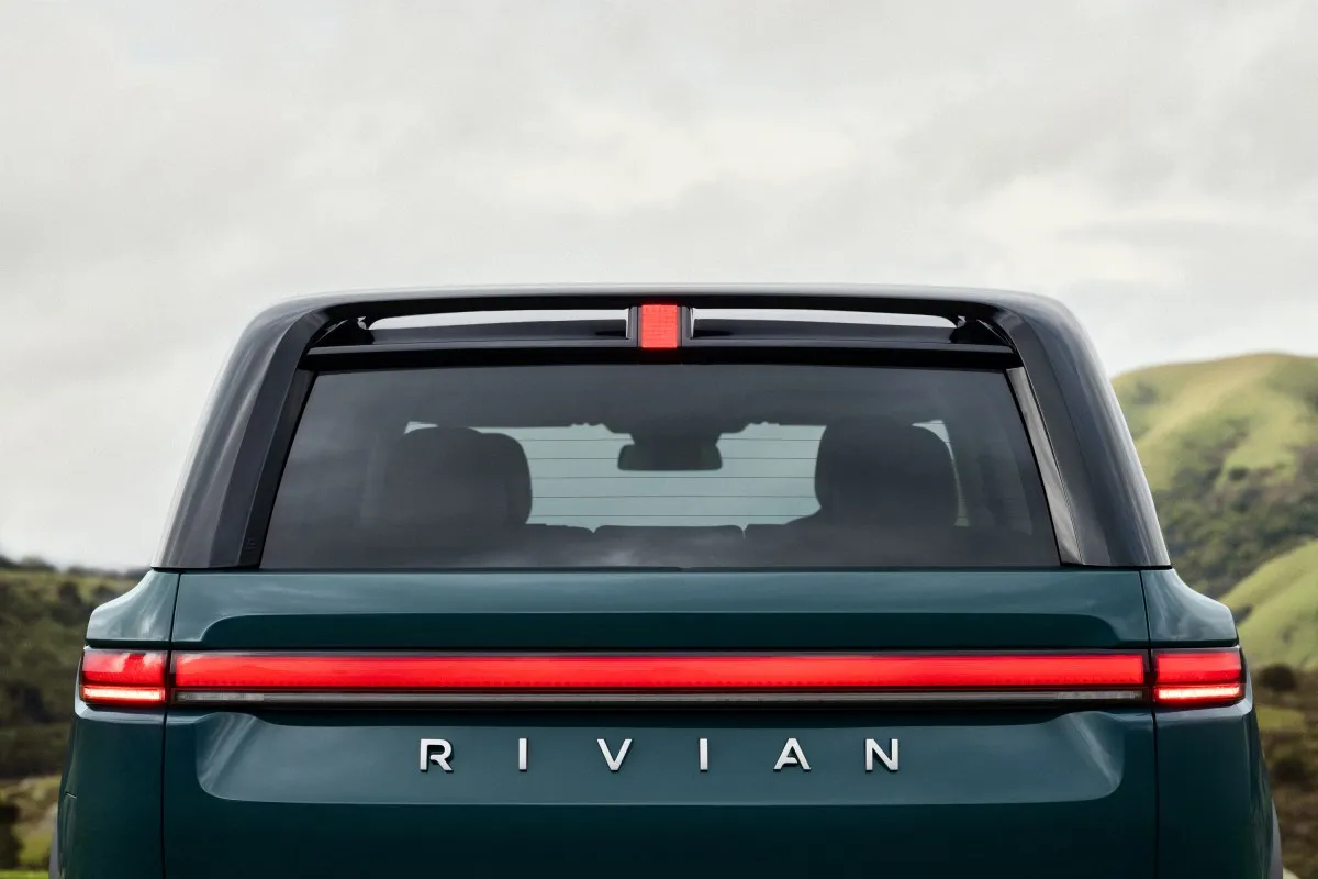 Volkswagen devine cel mai mare acționar al Rivian, înlocuind Amazon