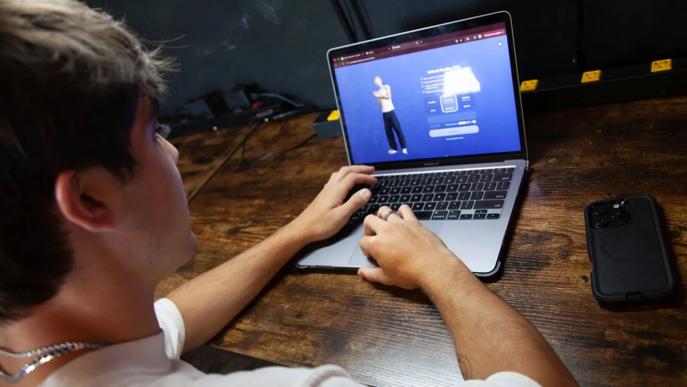 Pennsylvania dă în judecată Character.AI pentru că un chatbot s-a dat drept medic