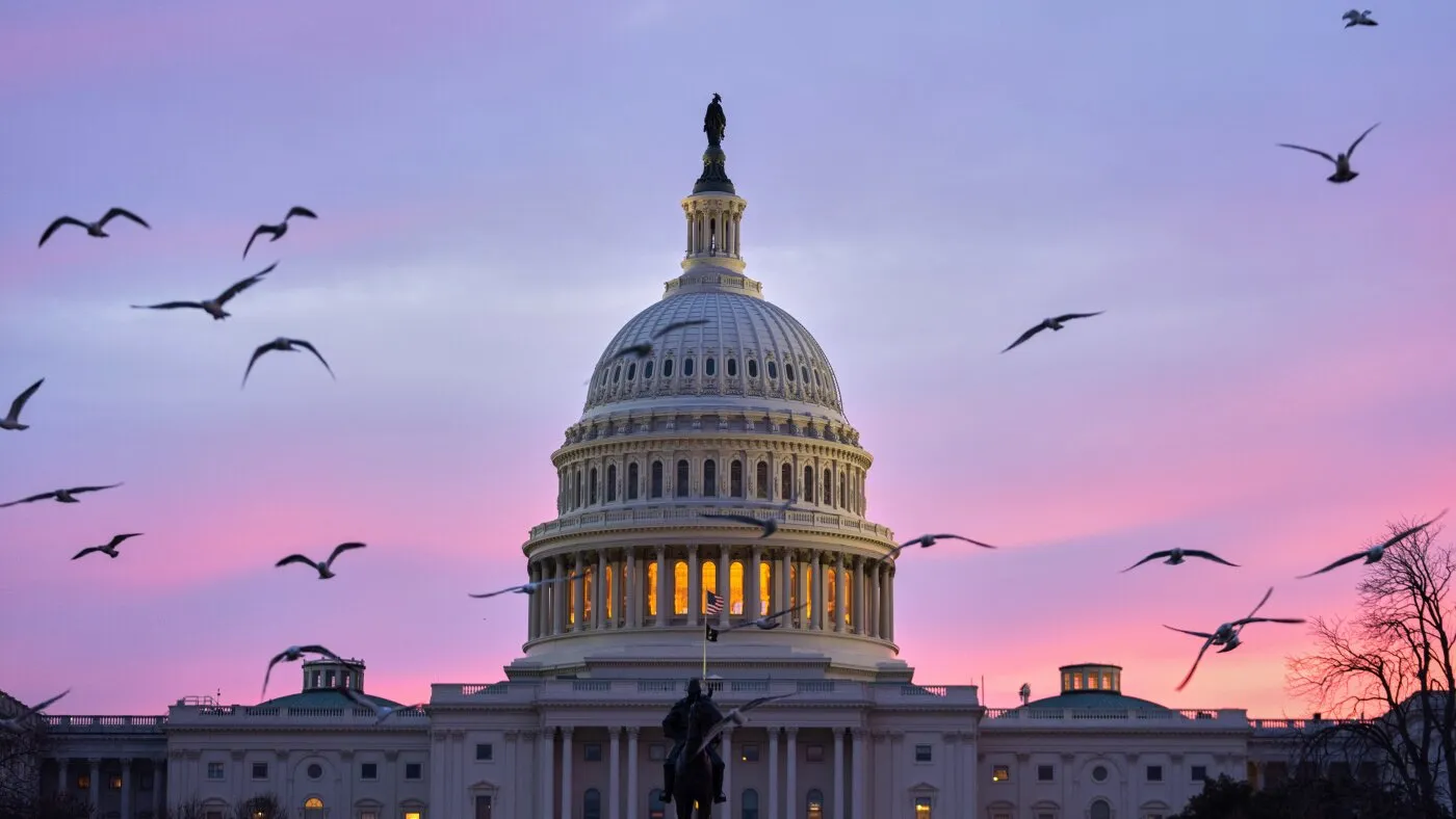 Sondaj: 8 din 10 americani susțin limite de vârstă pentru Congres