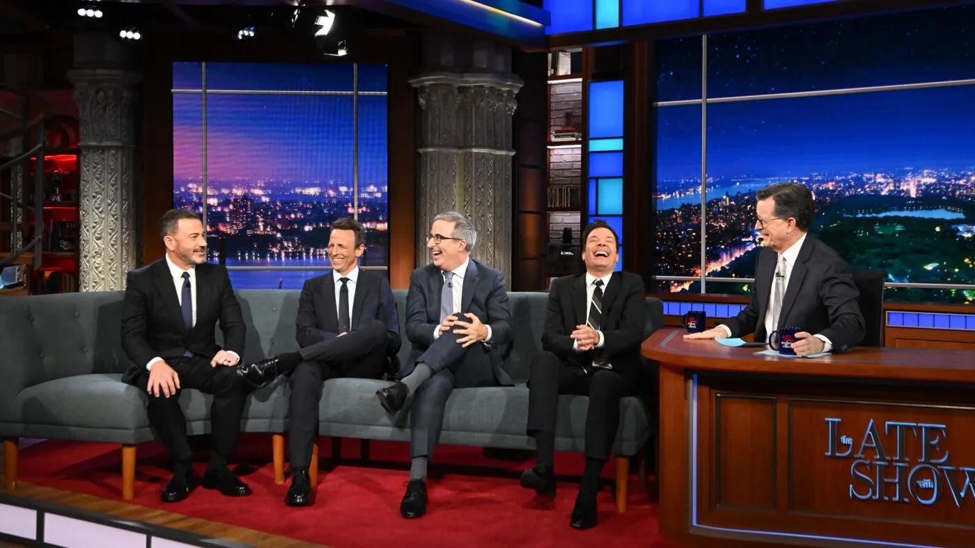 Stephen Colbert și gazdele nocturne lovesc din nou, pe măsură ce show-ul său se apropie de final