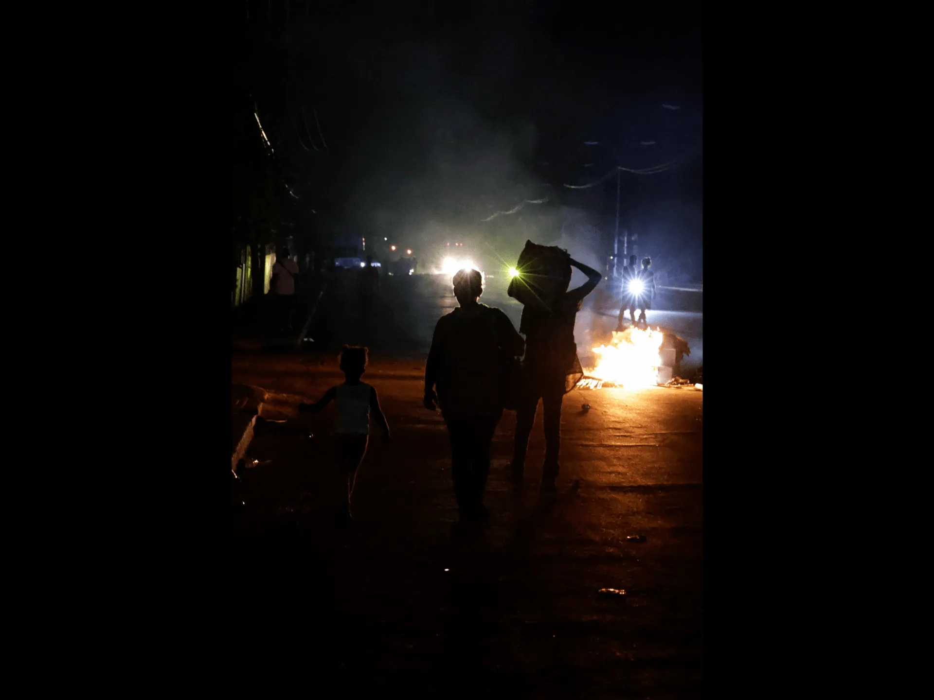 Cuba se scufundă mai adânc în criza combustibililor: pene de curent de 22 de ore