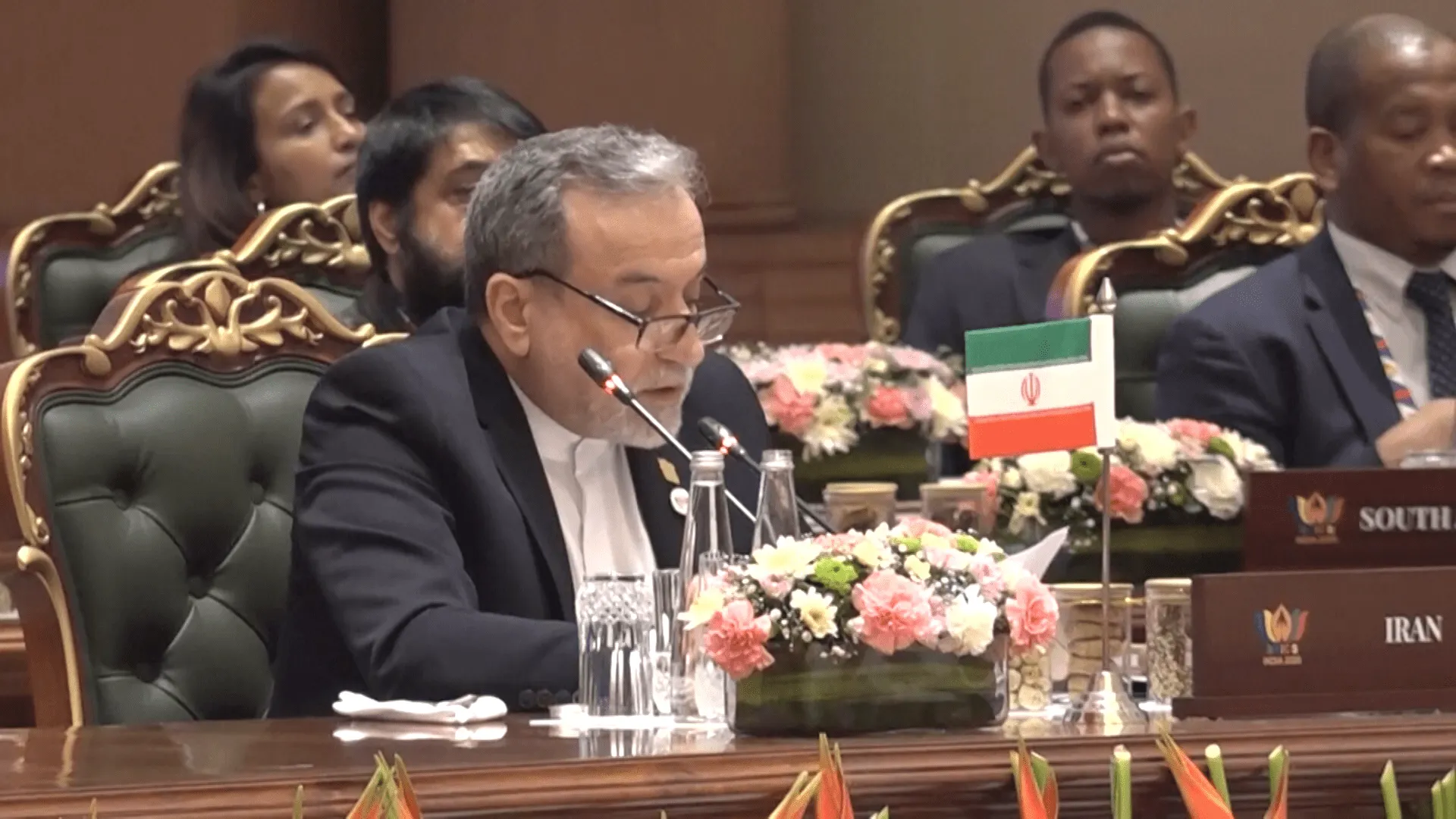 Șeful diplomației iraniene cere statelor BRICS să condamne agresiunea SUA-Israel