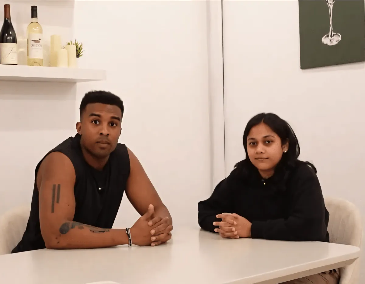 Kyle Fraser și Kamilla Karthigesu, vedetele „Survivor”, lansează aplicația de urmărire a obiectivelor Paprclip