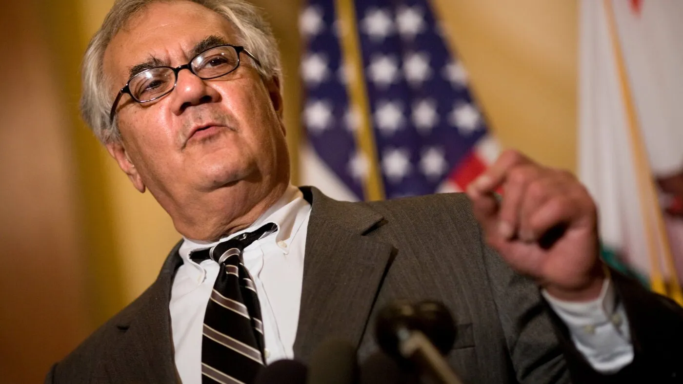 Opinie: În memoria lui Barney Frank, un pionier al serviciului public