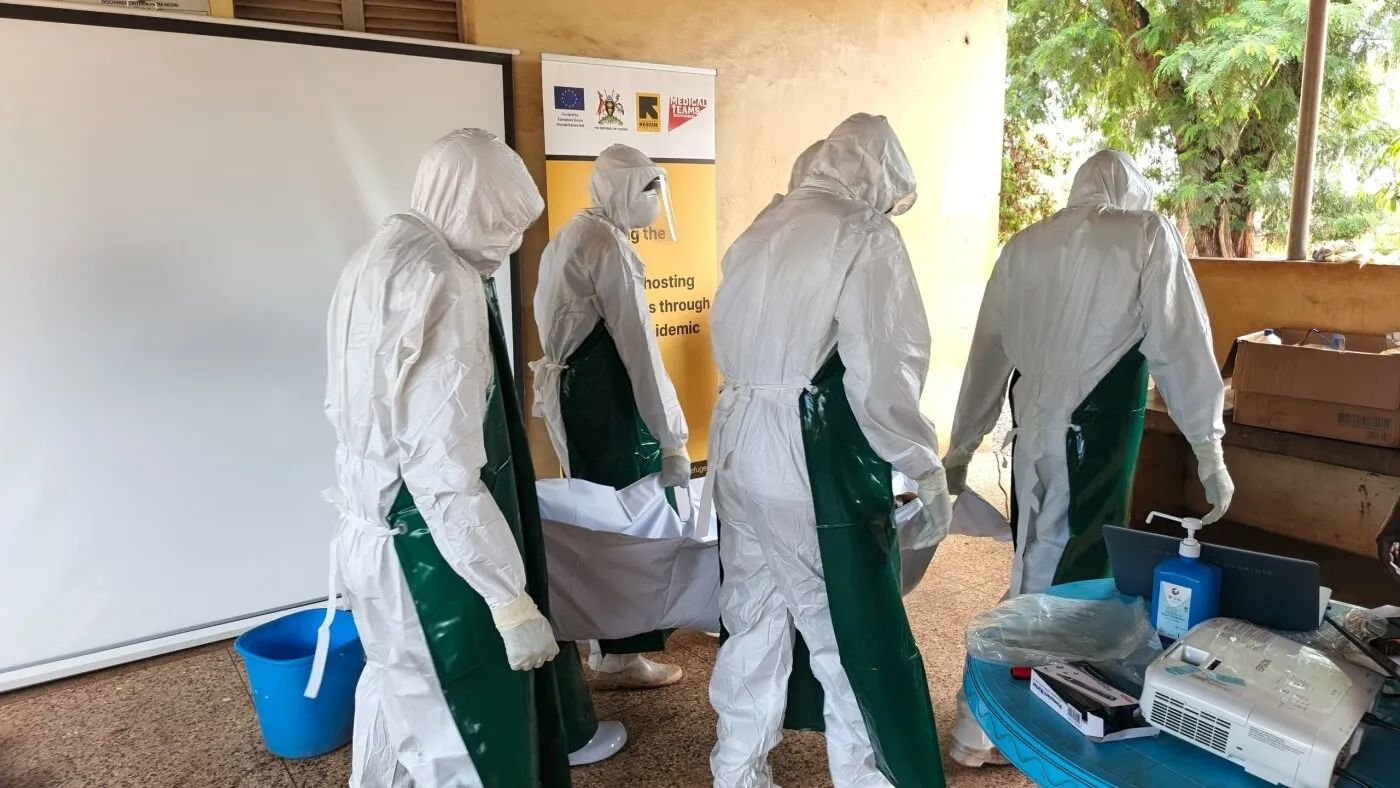 Cum afectează tăierile de ajutoare răspunsul la criza Ebola