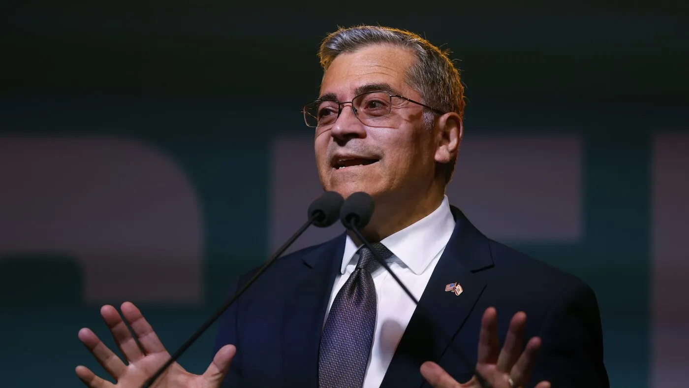 Democratul Xavier Becerra câștigă primul loc în cursa pentru guvernatorul Californiei