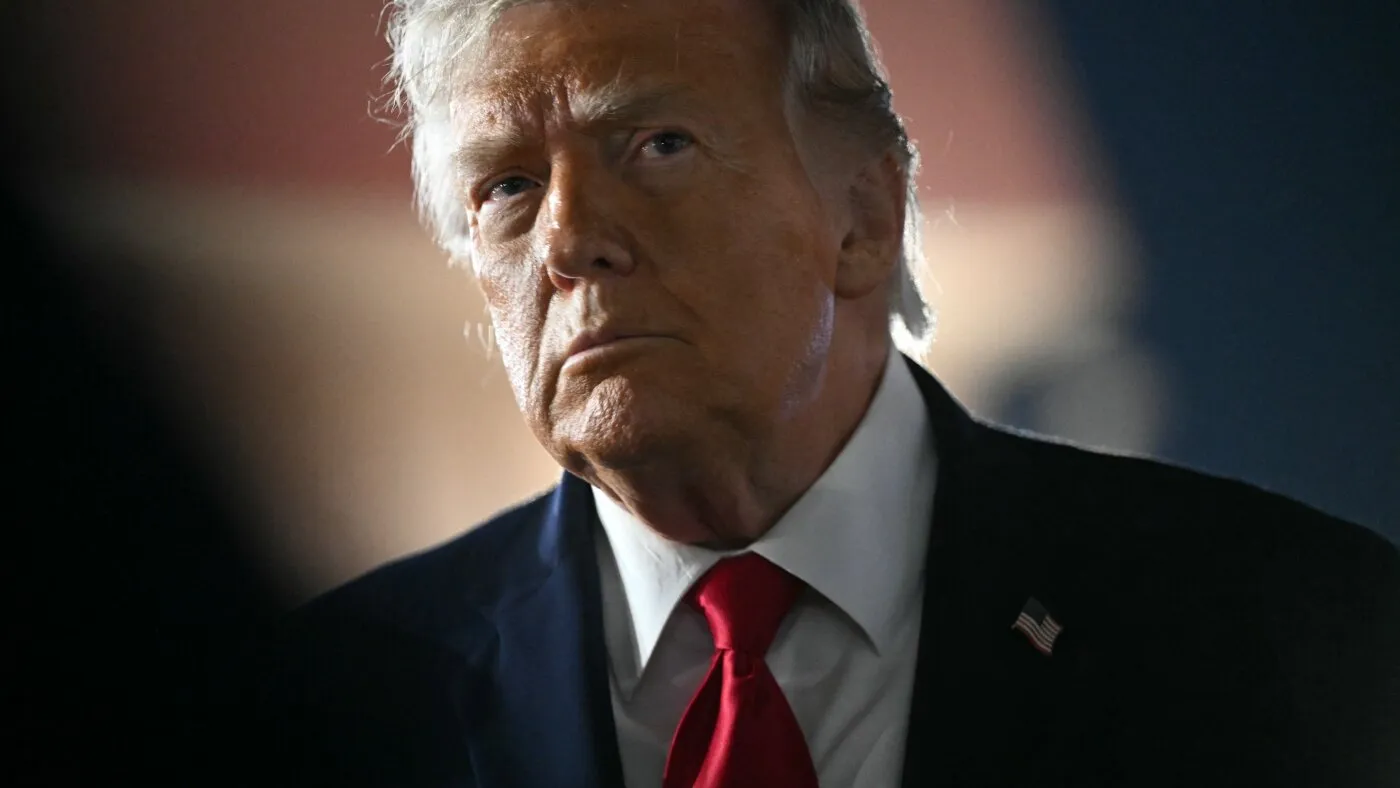 Trump confirmă că Iranul a doborât un elicopter american și spune că SUA „trebuie” să răspundă