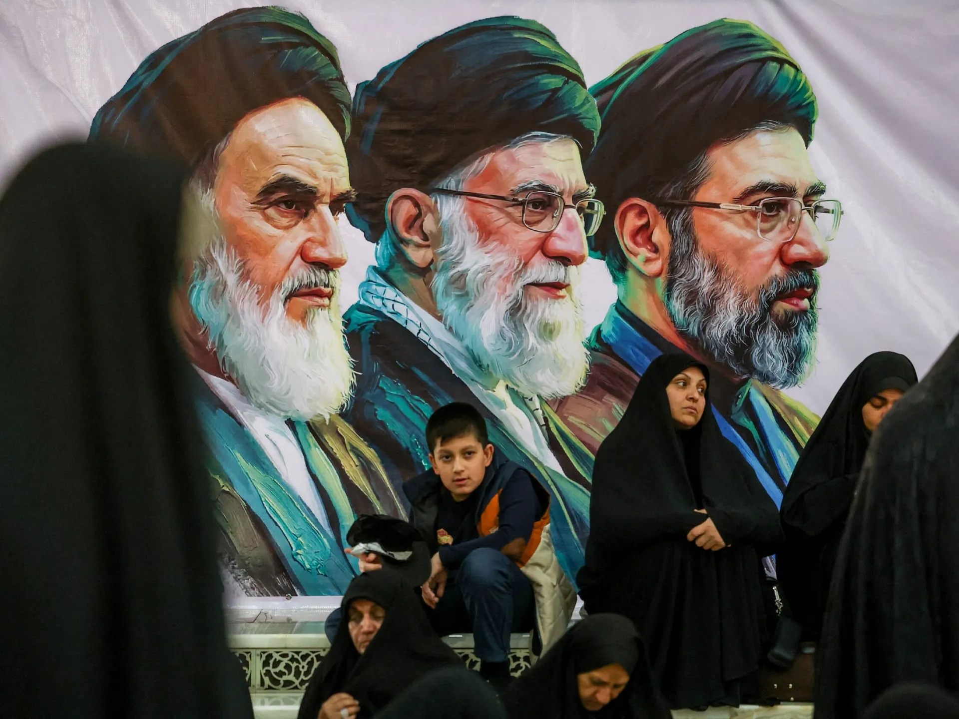 Iranul anunță datele funeraliilor și înmormântării fostului Lider Suprem Khamenei