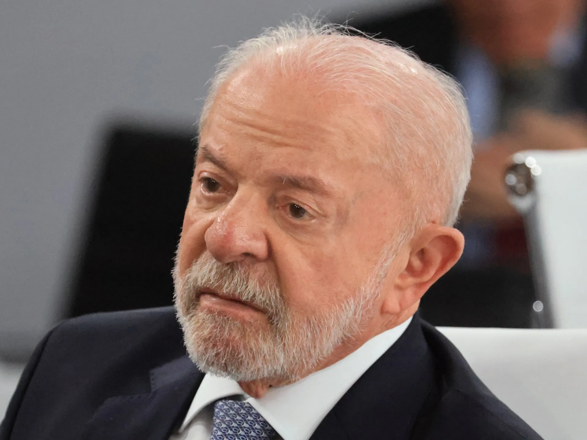 „Nu vă amestecați”: Lula îl avertizează pe Trump să nu se implice în alegerile din Brazilia