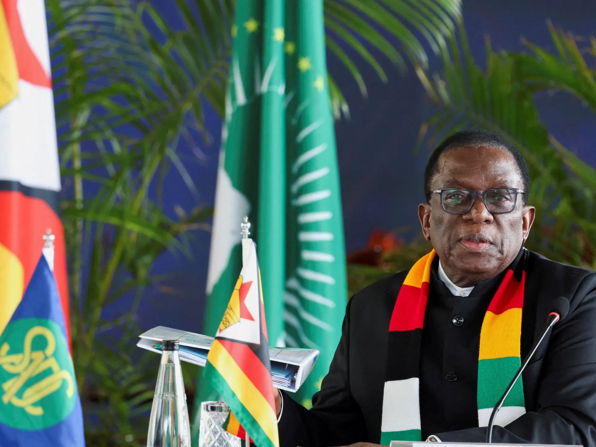 Zimbabwe: Deputații adoptă legea care prelungește mandatul președintelui până în 2030